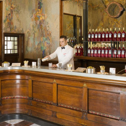 A Guide To Italy’s Essential Aperitivo Bars