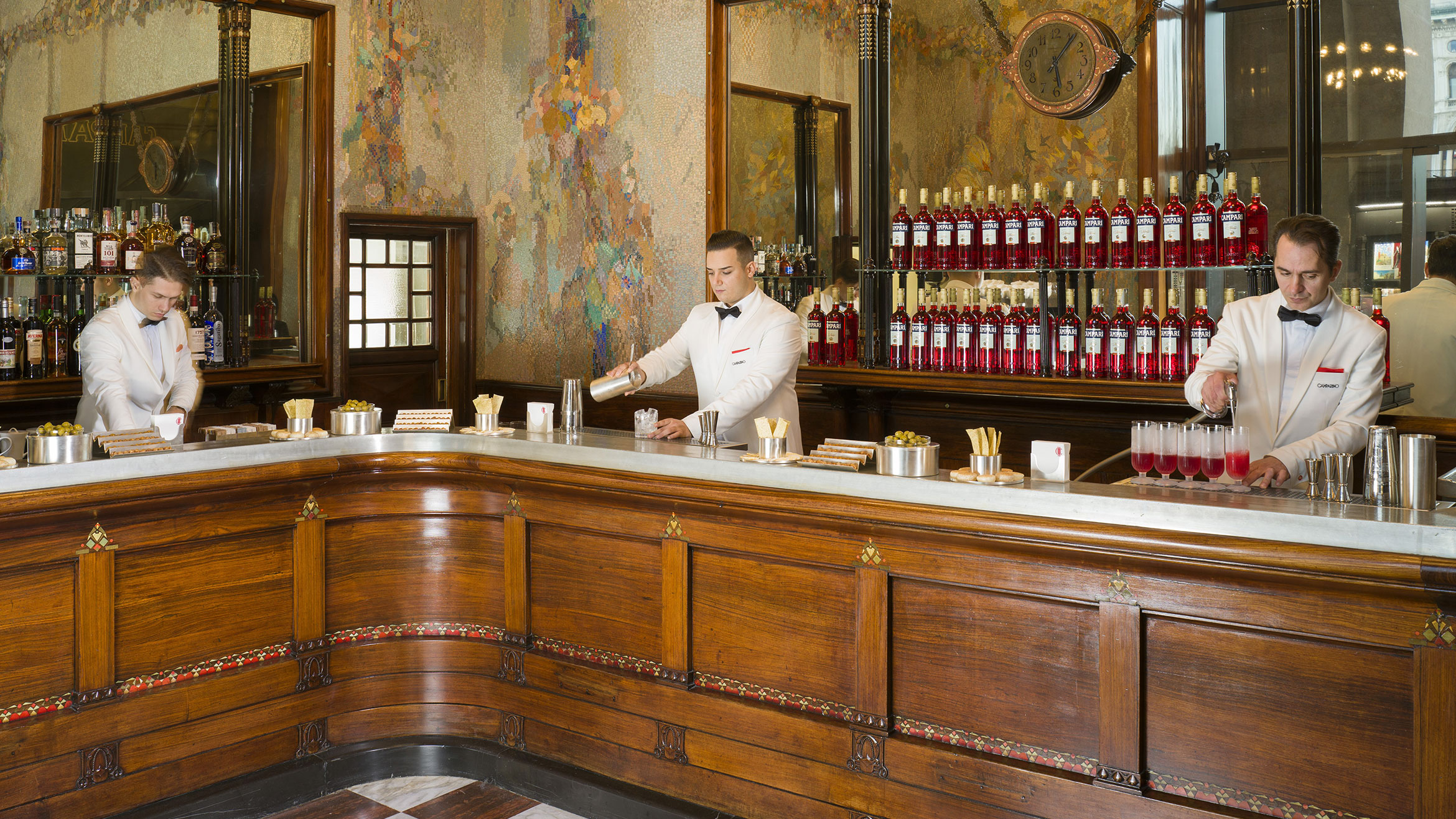 A Guide to Italy’s Essential Aperitivo Bars