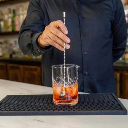 Cocktail Mixing Glasses, A Quick Guide