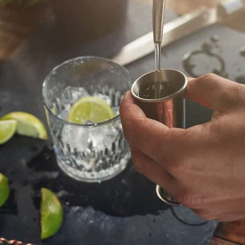 Simple Syrup: The Ultimate Guide To The Bartender’s Favorite Sweetener