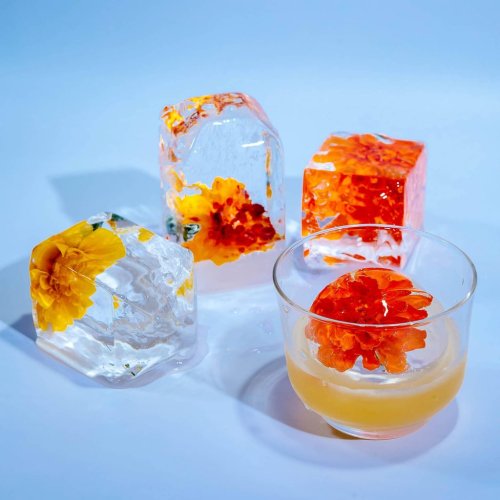 Give Your Holiday Ice A Glow Up