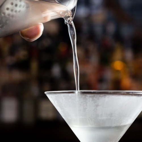 Everyone’s “refrosting” Martinis Now