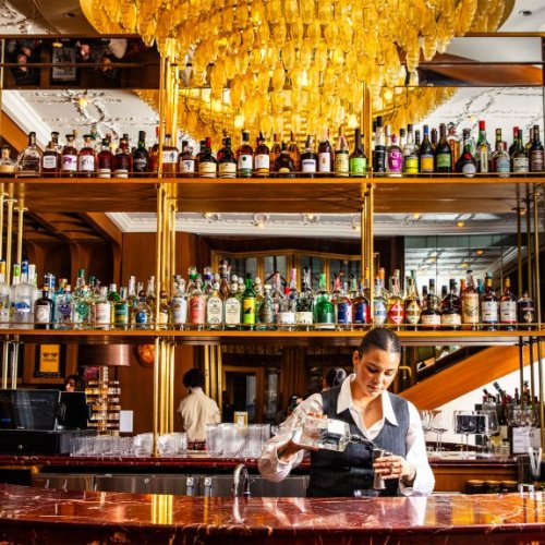 Anatomy Of A Modern “it” Bar